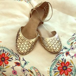 Glam Gold Ankle Strap Flats 8.5 Memory Foam
